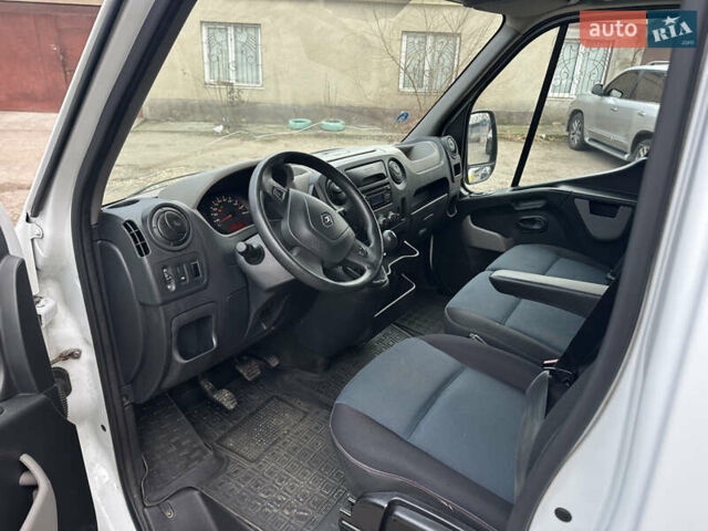 Білий Рено Мастєр, об'ємом двигуна 2.3 л та пробігом 310 тис. км за 13999 $, фото 12 на Automoto.ua