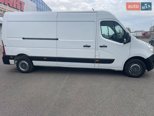 Белый Рено Мастер, объемом двигателя 2.3 л и пробегом 416 тыс. км за 14500 $, фото 3 на Automoto.ua