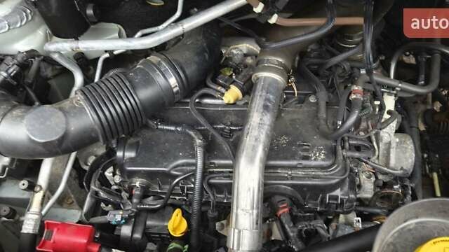 Білий Рено Мастєр, об'ємом двигуна 2.3 л та пробігом 340 тис. км за 14500 $, фото 13 на Automoto.ua