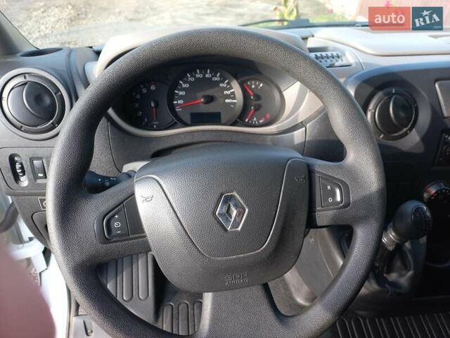 Белый Рено Мастер, объемом двигателя 2.3 л и пробегом 305 тыс. км за 14500 $, фото 9 на Automoto.ua