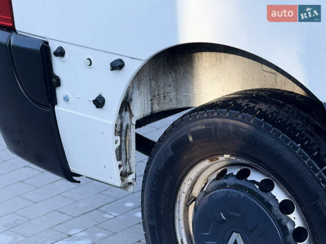 Білий Рено Мастєр, об'ємом двигуна 2.3 л та пробігом 290 тис. км за 13000 $, фото 8 на Automoto.ua