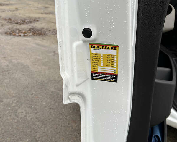 Белый Рено Мастер, объемом двигателя 2.3 л и пробегом 218 тыс. км за 14500 $, фото 17 на Automoto.ua