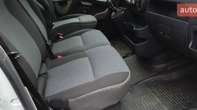 Білий Рено Мастєр, об'ємом двигуна 2.3 л та пробігом 340 тис. км за 14500 $, фото 15 на Automoto.ua