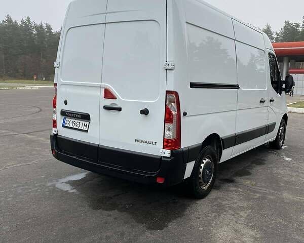 Белый Рено Мастер, объемом двигателя 2.3 л и пробегом 305 тыс. км за 14000 $, фото 5 на Automoto.ua