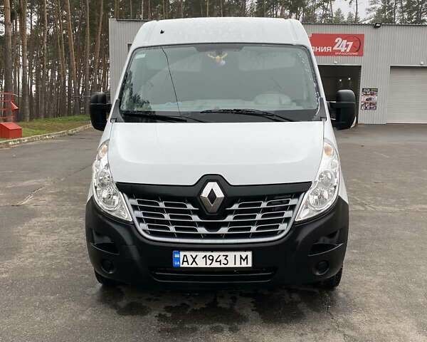 Белый Рено Мастер, объемом двигателя 2.3 л и пробегом 305 тыс. км за 14000 $, фото 2 на Automoto.ua
