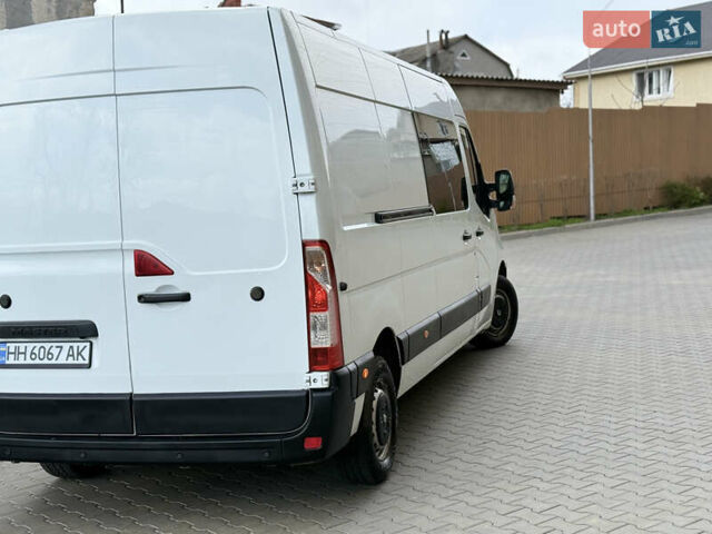 Белый Рено Мастер, объемом двигателя 2.3 л и пробегом 183 тыс. км за 17500 $, фото 13 на Automoto.ua