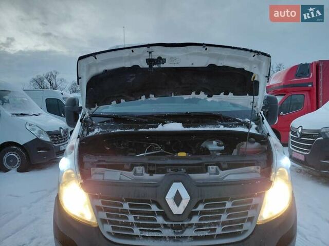 Белый Рено Мастер, объемом двигателя 2.3 л и пробегом 238 тыс. км за 13900 $, фото 7 на Automoto.ua