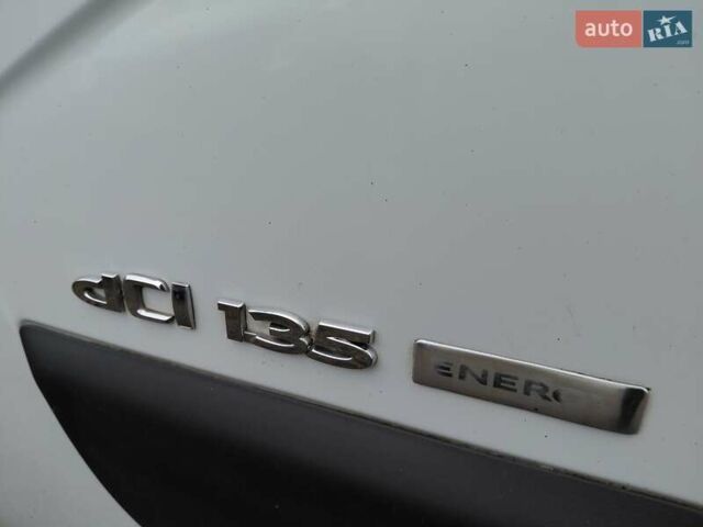 Белый Рено Мастер, объемом двигателя 2.3 л и пробегом 252 тыс. км за 12900 $, фото 33 на Automoto.ua