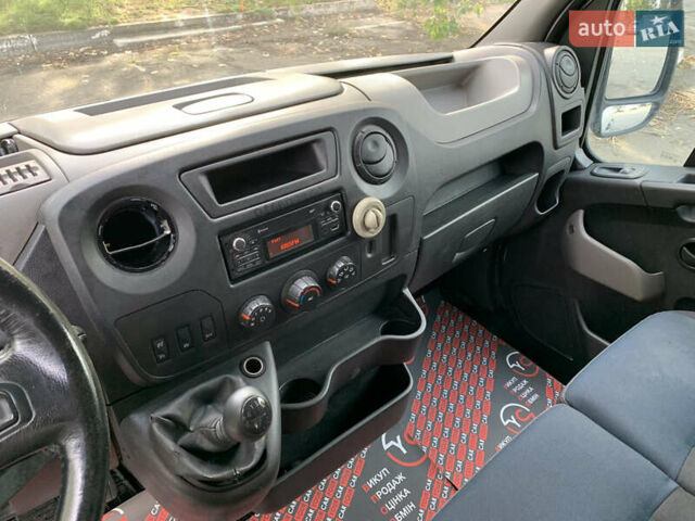 Білий Рено Мастєр, об'ємом двигуна 2.3 л та пробігом 454 тис. км за 9500 $, фото 18 на Automoto.ua