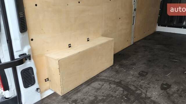 Білий Рено Мастєр, об'ємом двигуна 2.3 л та пробігом 340 тис. км за 14500 $, фото 2 на Automoto.ua