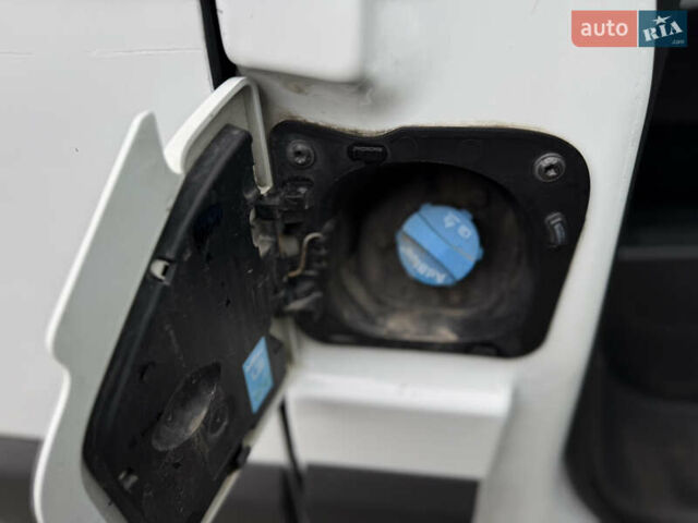 Білий Рено Мастєр, об'ємом двигуна 2.3 л та пробігом 238 тис. км за 11500 $, фото 18 на Automoto.ua