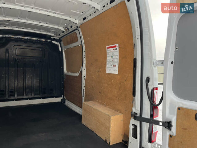 Білий Рено Мастєр, об'ємом двигуна 2.3 л та пробігом 270 тис. км за 14500 $, фото 34 на Automoto.ua