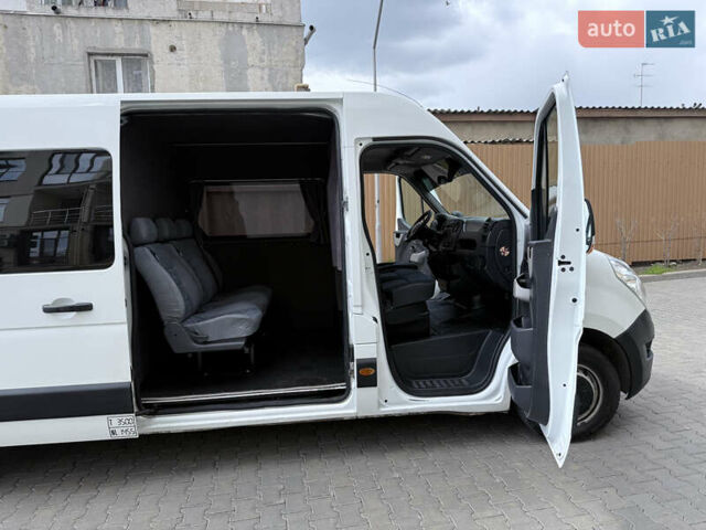 Белый Рено Мастер, объемом двигателя 2.3 л и пробегом 183 тыс. км за 17500 $, фото 84 на Automoto.ua