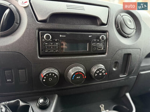 Білий Рено Мастєр, об'ємом двигуна 2.3 л та пробігом 238 тис. км за 11500 $, фото 11 на Automoto.ua