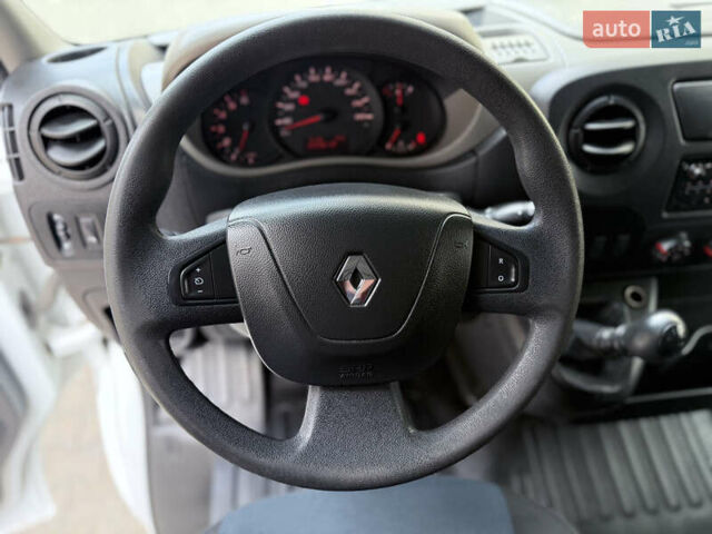 Белый Рено Мастер, объемом двигателя 2.3 л и пробегом 183 тыс. км за 17500 $, фото 91 на Automoto.ua