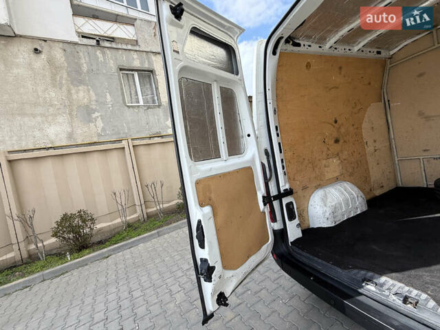 Белый Рено Мастер, объемом двигателя 2.3 л и пробегом 183 тыс. км за 17500 $, фото 43 на Automoto.ua