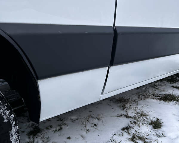 Белый Рено Мастер, объемом двигателя 2.3 л и пробегом 400 тыс. км за 16800 $, фото 14 на Automoto.ua