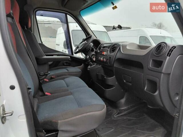 Білий Рено Мастєр, об'ємом двигуна 2.3 л та пробігом 345 тис. км за 12900 $, фото 28 на Automoto.ua