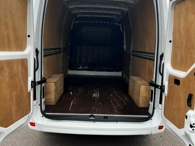 Белый Рено Мастер, объемом двигателя 2.3 л и пробегом 380 тыс. км за 11500 $, фото 12 на Automoto.ua