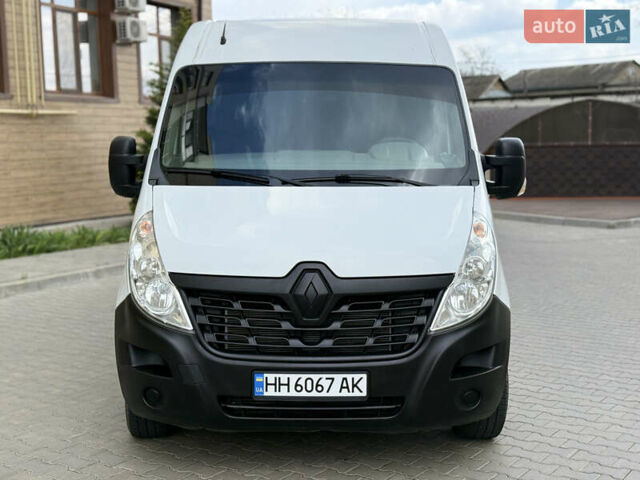 Белый Рено Мастер, объемом двигателя 2.3 л и пробегом 183 тыс. км за 17500 $, фото 4 на Automoto.ua