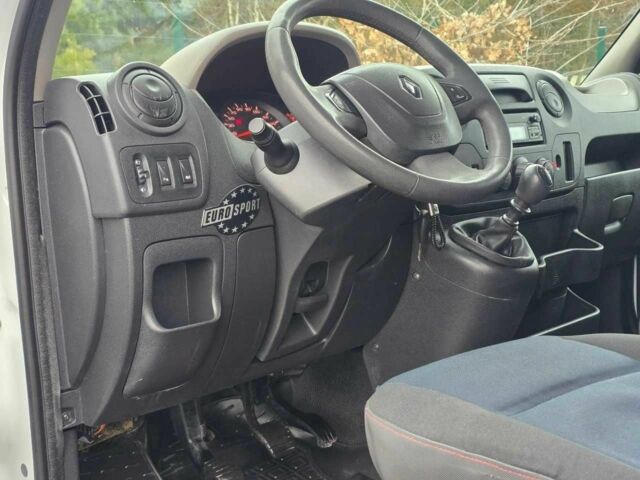 Білий Рено Мастєр, об'ємом двигуна 2.3 л та пробігом 201 тис. км за 12999 $, фото 17 на Automoto.ua