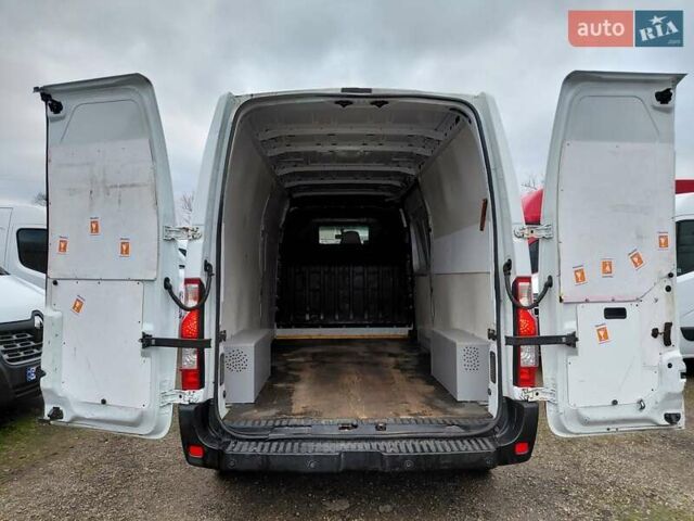 Белый Рено Мастер, объемом двигателя 2.3 л и пробегом 252 тыс. км за 12900 $, фото 9 на Automoto.ua