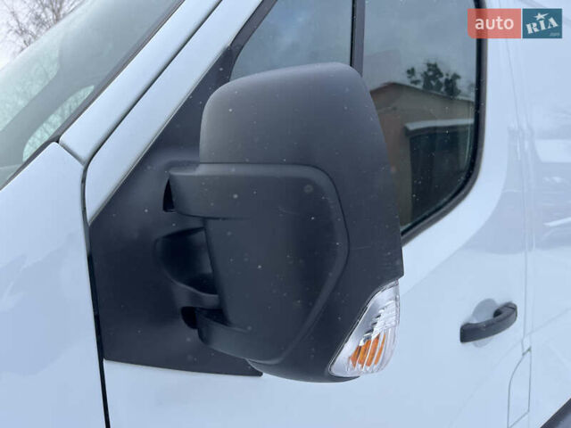 Белый Рено Мастер, объемом двигателя 2.3 л и пробегом 270 тыс. км за 14900 $, фото 14 на Automoto.ua