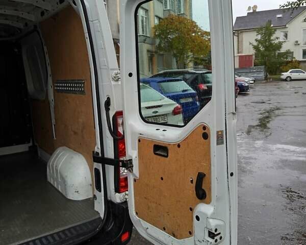 Белый Рено Мастер, объемом двигателя 2.3 л и пробегом 330 тыс. км за 12450 $, фото 12 на Automoto.ua