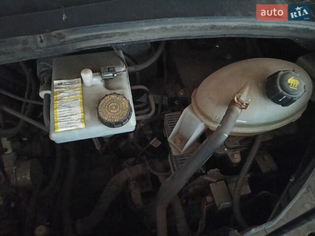 Белый Рено Мастер, объемом двигателя 2.3 л и пробегом 132 тыс. км за 21000 $, фото 11 на Automoto.ua