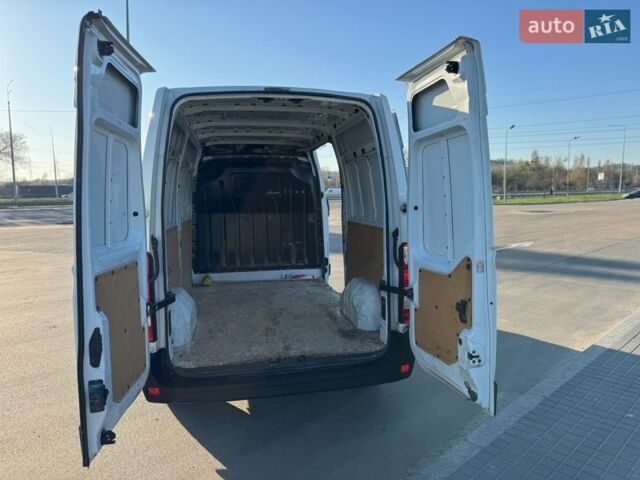 Белый Рено Мастер, объемом двигателя 2.3 л и пробегом 544 тыс. км за 15000 $, фото 9 на Automoto.ua