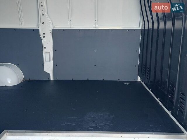 Белый Рено Мастер, объемом двигателя 2.3 л и пробегом 258 тыс. км за 17700 $, фото 28 на Automoto.ua