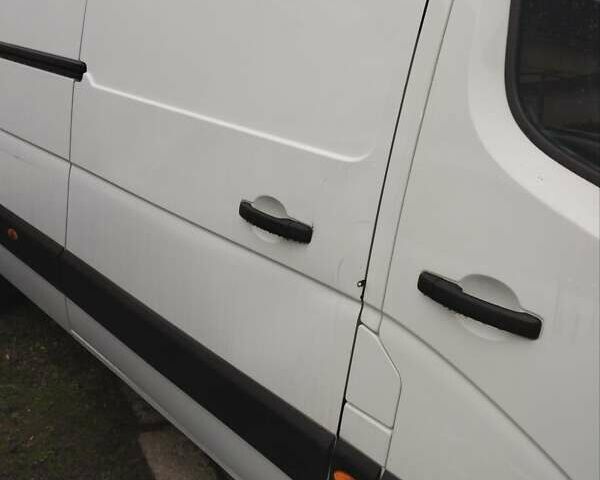 Білий Рено Мастєр, об'ємом двигуна 2.3 л та пробігом 80 тис. км за 13400 $, фото 4 на Automoto.ua