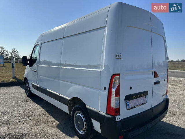 Белый Рено Мастер, объемом двигателя 2.3 л и пробегом 242 тыс. км за 15600 $, фото 5 на Automoto.ua