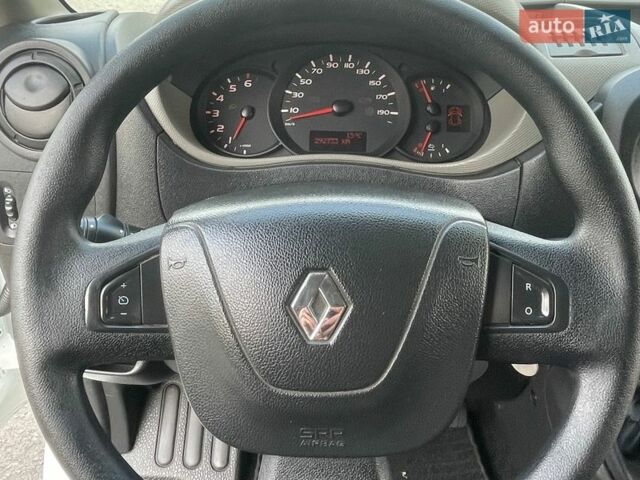 Белый Рено Мастер, объемом двигателя 2.3 л и пробегом 292 тыс. км за 16300 $, фото 29 на Automoto.ua