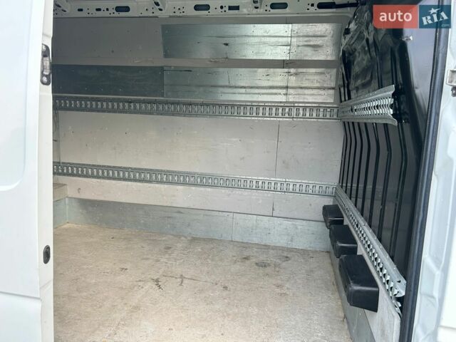 Білий Рено Мастєр, об'ємом двигуна 2.3 л та пробігом 312 тис. км за 13800 $, фото 42 на Automoto.ua