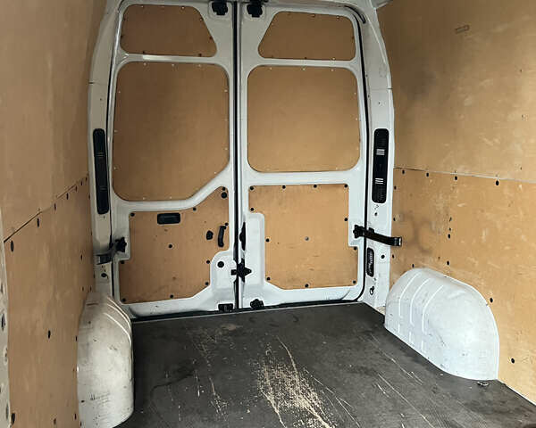 Белый Рено Мастер, объемом двигателя 2.3 л и пробегом 218 тыс. км за 14500 $, фото 12 на Automoto.ua