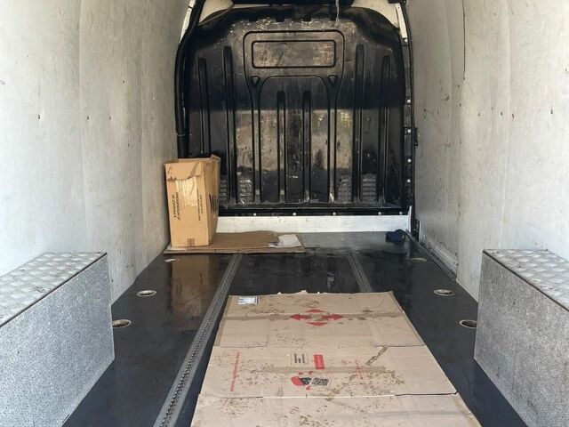 Белый Рено Мастер, объемом двигателя 2.3 л и пробегом 380 тыс. км за 15800 $, фото 8 на Automoto.ua