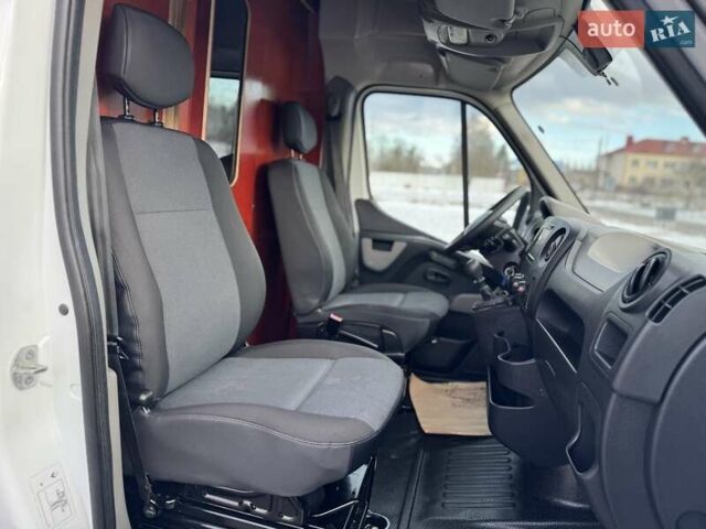 Білий Рено Мастєр, об'ємом двигуна 2.3 л та пробігом 187 тис. км за 16900 $, фото 47 на Automoto.ua