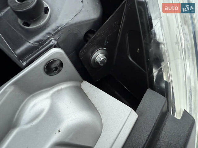 Белый Рено Мастер, объемом двигателя 2.3 л и пробегом 280 тыс. км за 17500 $, фото 98 на Automoto.ua