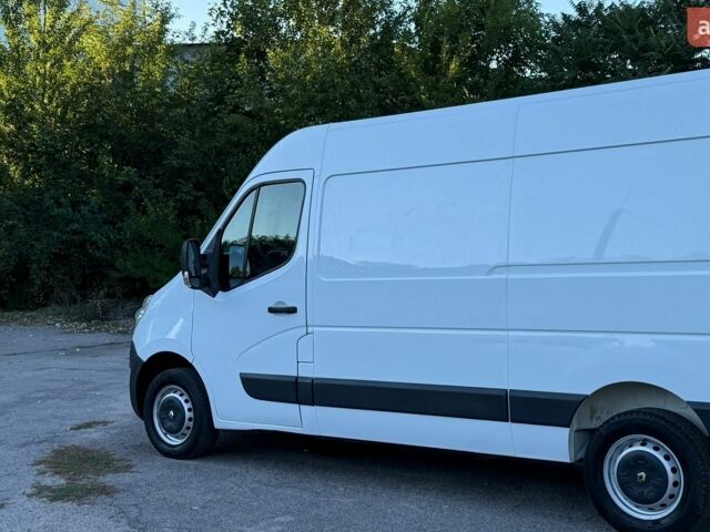 Белый Рено Мастер, объемом двигателя 2.3 л и пробегом 230 тыс. км за 12700 $, фото 7 на Automoto.ua