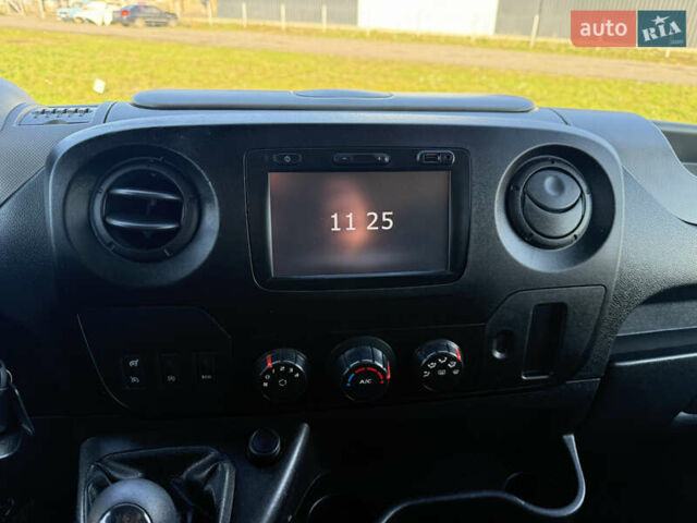 Білий Рено Мастєр, об'ємом двигуна 0 л та пробігом 217 тис. км за 19700 $, фото 43 на Automoto.ua