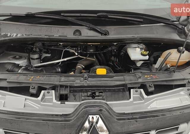 Білий Рено Мастєр, об'ємом двигуна 2.3 л та пробігом 214 тис. км за 14350 $, фото 15 на Automoto.ua