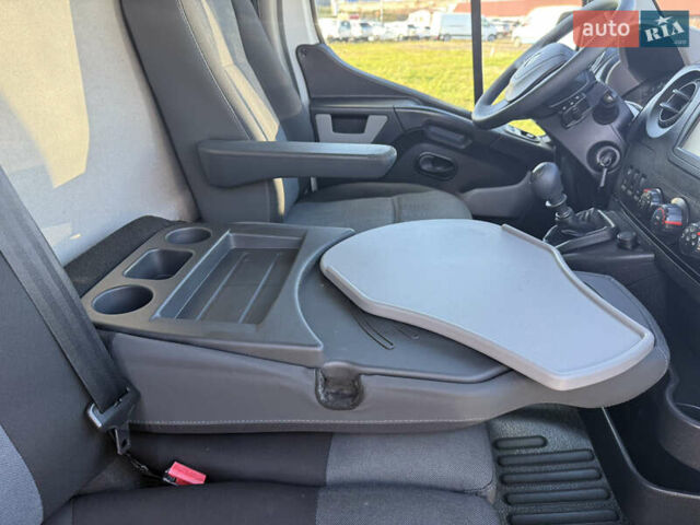 Білий Рено Мастєр, об'ємом двигуна 0 л та пробігом 217 тис. км за 19700 $, фото 59 на Automoto.ua