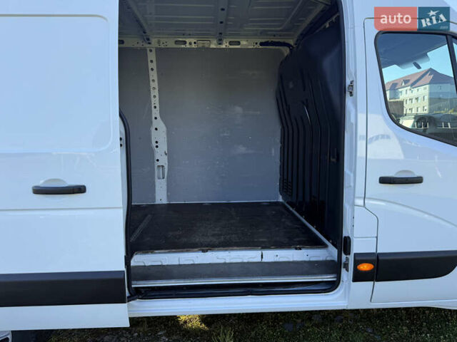 Білий Рено Мастєр, об'ємом двигуна 0 л та пробігом 217 тис. км за 19700 $, фото 30 на Automoto.ua