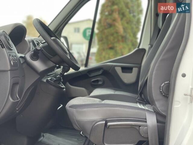 Білий Рено Мастєр, об'ємом двигуна 2.3 л та пробігом 320 тис. км за 14200 $, фото 17 на Automoto.ua