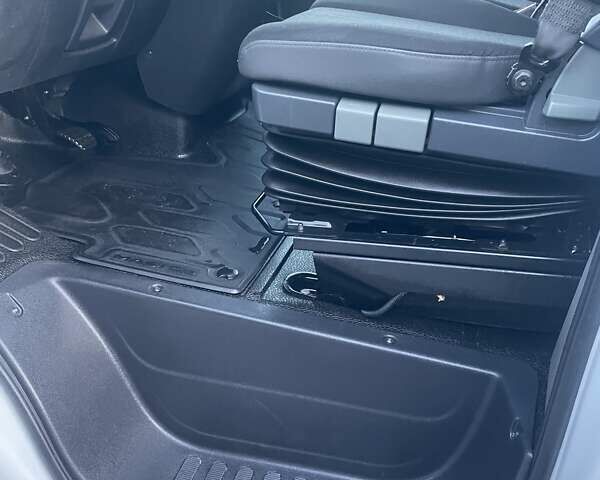 Белый Рено Мастер, объемом двигателя 2.3 л и пробегом 290 тыс. км за 15300 $, фото 20 на Automoto.ua