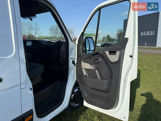 Білий Рено Мастєр, об'ємом двигуна 0 л та пробігом 217 тис. км за 19700 $, фото 63 на Automoto.ua