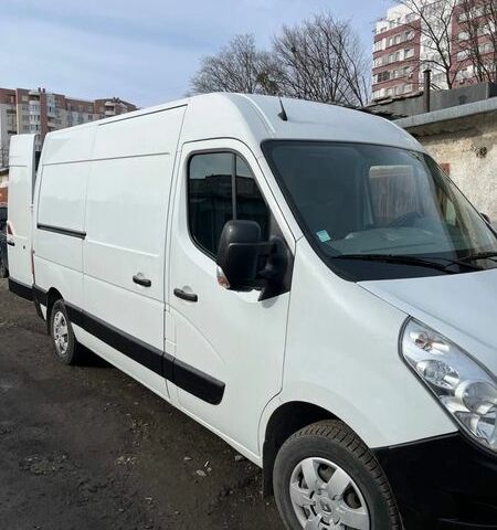 Белый Рено Мастер, объемом двигателя 2.3 л и пробегом 294 тыс. км за 15800 $, фото 2 на Automoto.ua