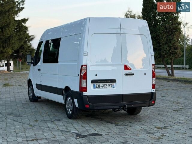Белый Рено Мастер, объемом двигателя 2.3 л и пробегом 265 тыс. км за 16800 $, фото 7 на Automoto.ua