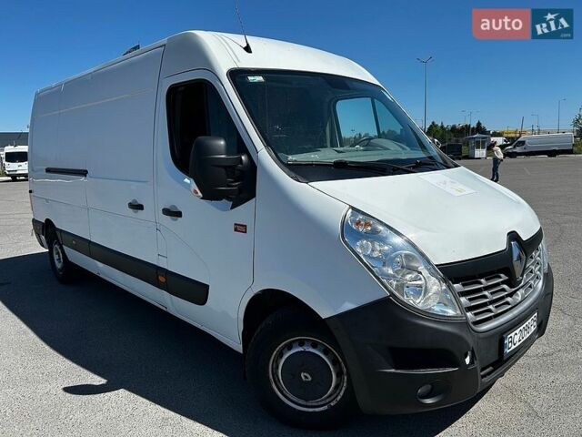 Белый Рено Мастер, объемом двигателя 2.3 л и пробегом 235 тыс. км за 15500 $, фото 1 на Automoto.ua